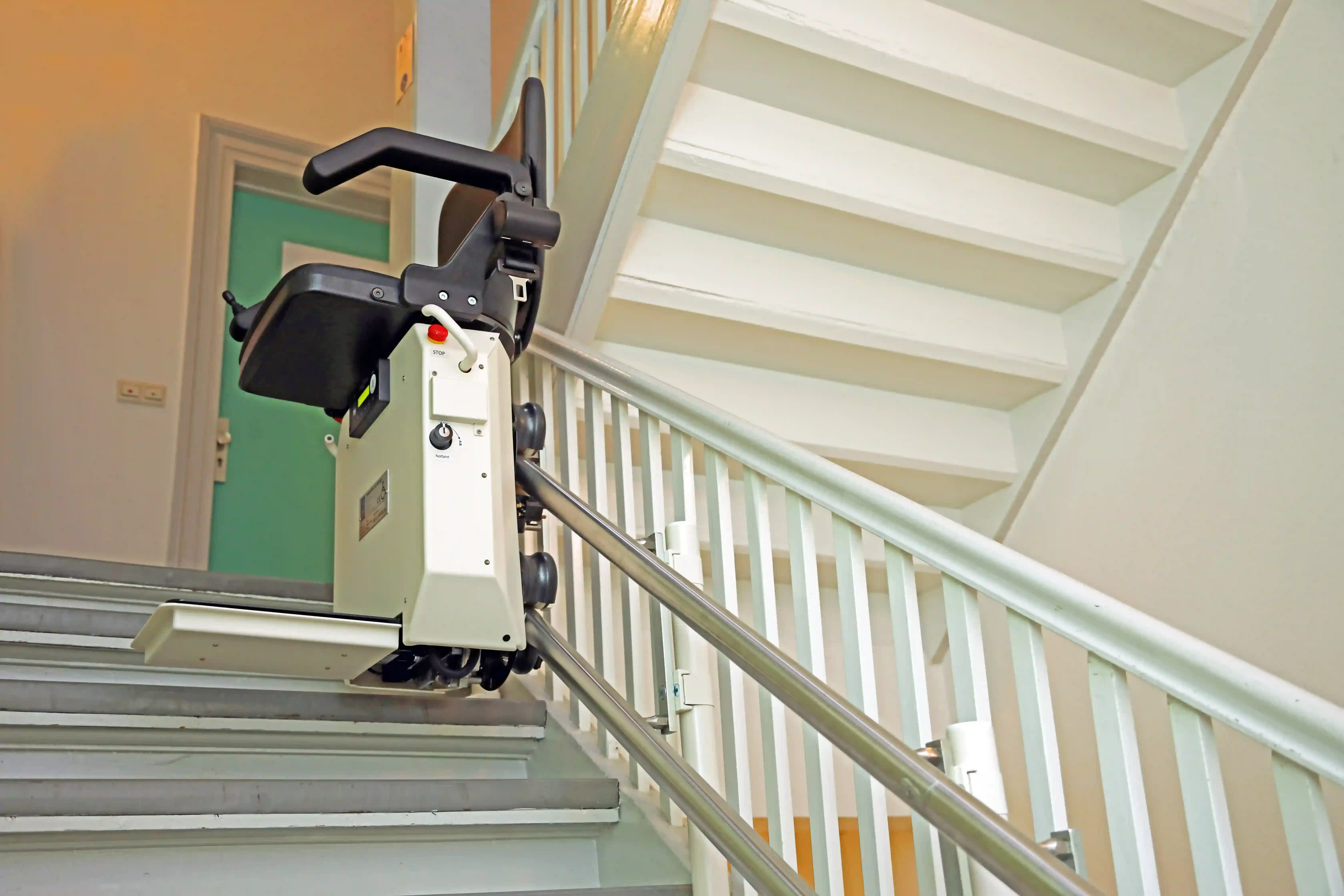 Image monte escalier 4 monte escalier securite